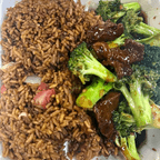 Best L12.芥兰牛 Beef w. Broccoli in Southbridge, MA